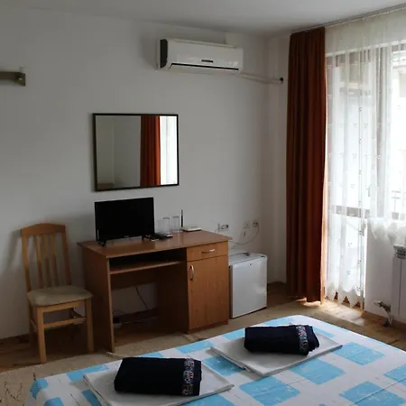 Guest Biju 3* Tryavna