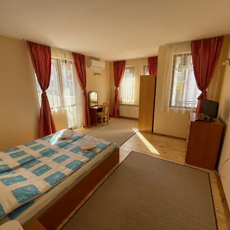 Guest Biju 3*
