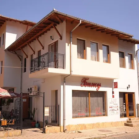 Guest Biju Hotel Tryavna