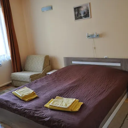 Hotel Guest Biju Tryavna